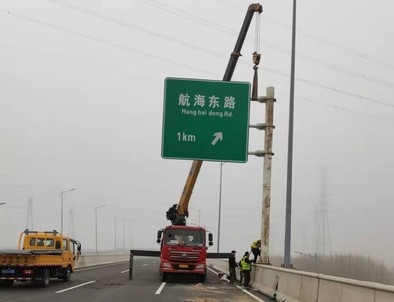 江苏江苏悬臂式交通标志杆